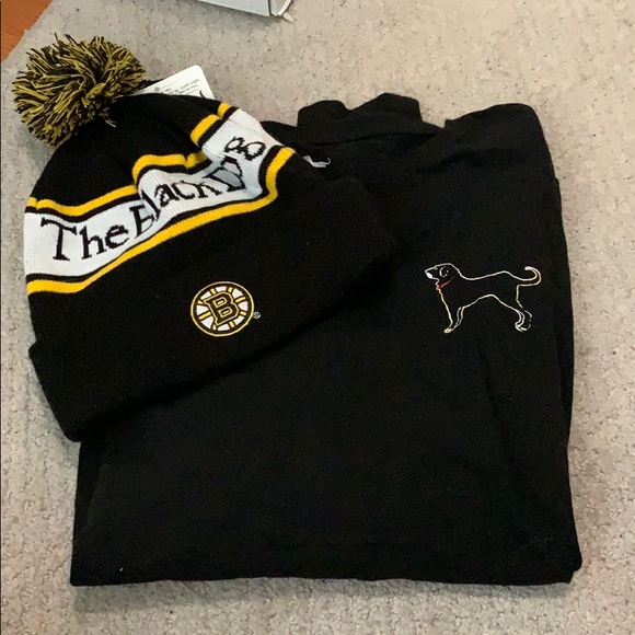 black dog bruins hat